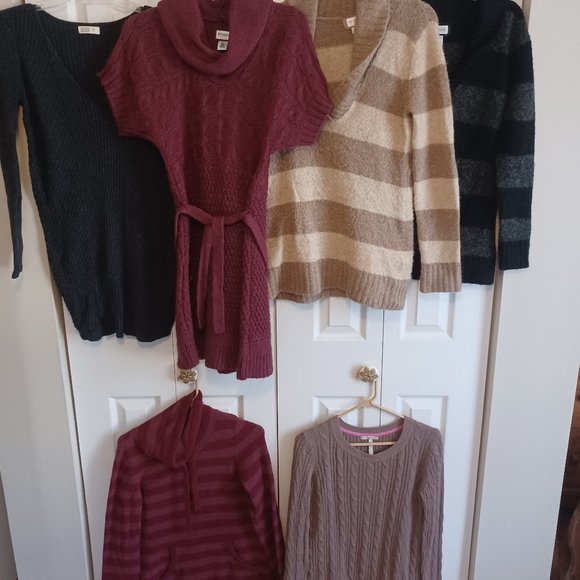 Old Navy Sweaters - Set of 6 Maternity Sweaters